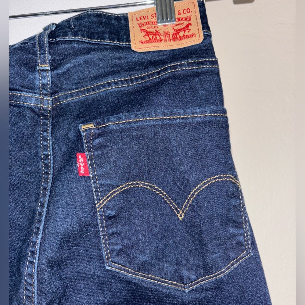 Levi High Rise Skinny Jeans